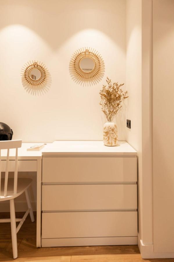 La Caravelle - Modern Apartment 2 Steps From Downtown อานซี ภายนอก รูปภาพ